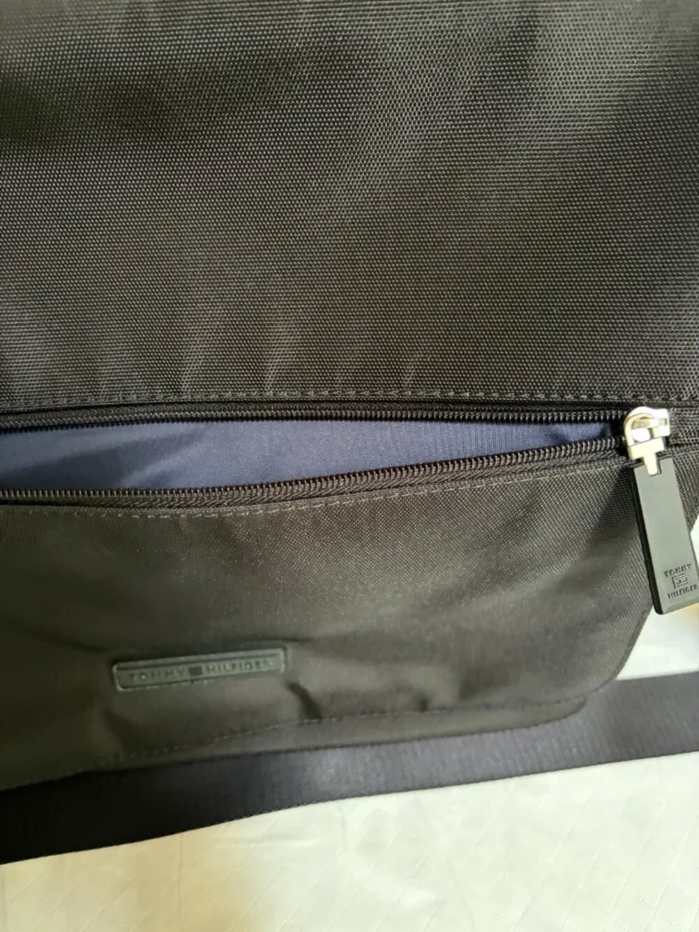 Tommy Hilfiger - Black Messenger Bag - New